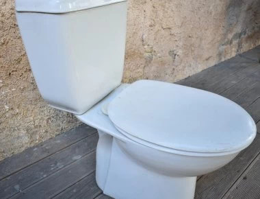 Κι όμως αυτό το αντικείμενο που έχετε καθημερινά πάνω σας είναι τρεις φορές πιο βρώμικο από τη λεκάνη της τουαλέτας